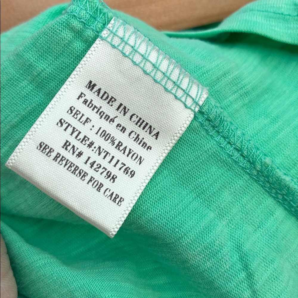 New In Women's Top - Picture 7 of 7